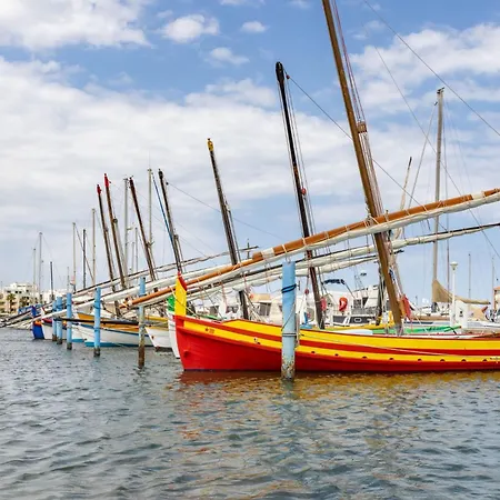 Caraibes-3 By Interhome