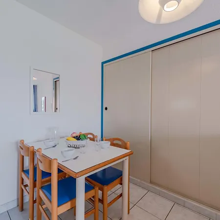 Caraibes-3 By Interhome Апартаменты Ле Баркарес