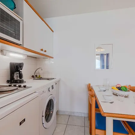 Caraibes-3 By Interhome